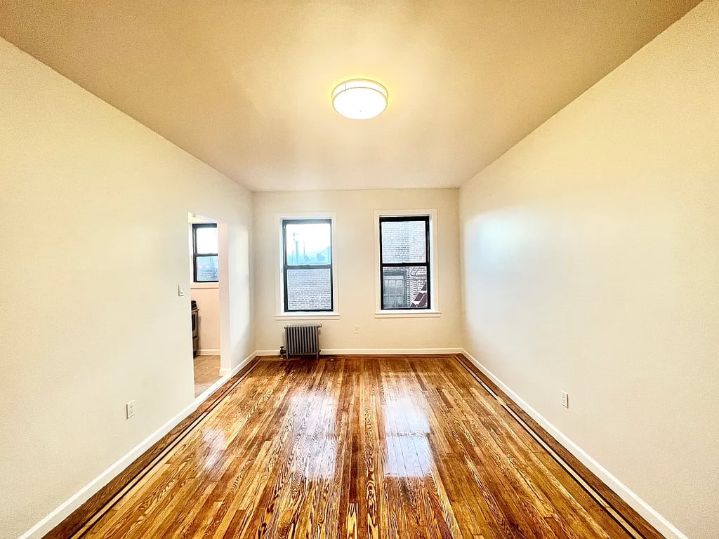 35-05 94th Street - Photo 2