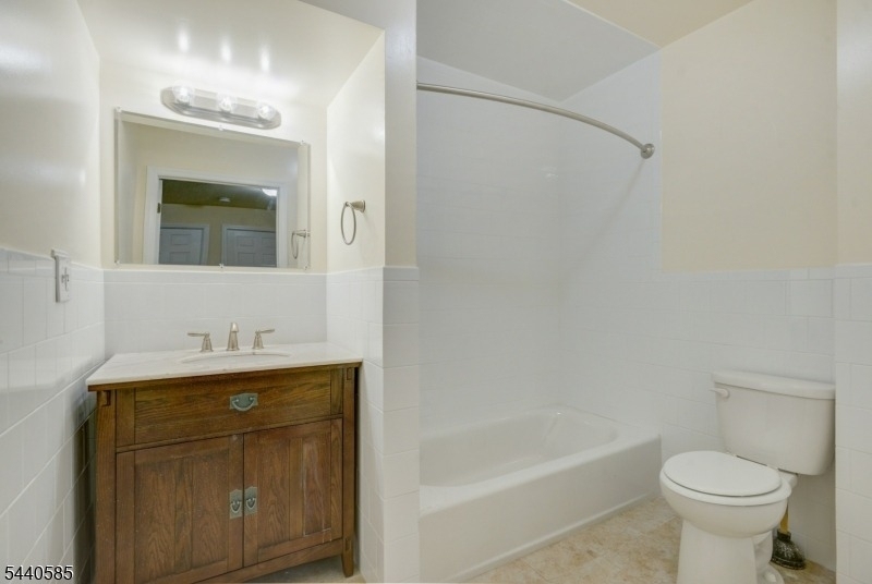 83 Summit Ave - Photo 4