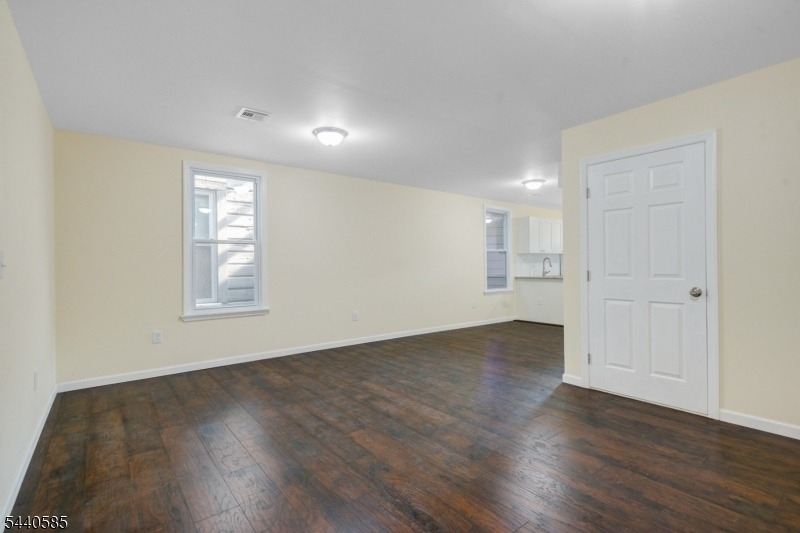 83 Summit Ave - Photo 5
