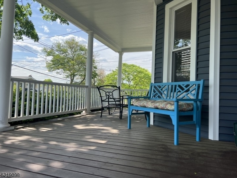 535 Summit Ave - Photo 3