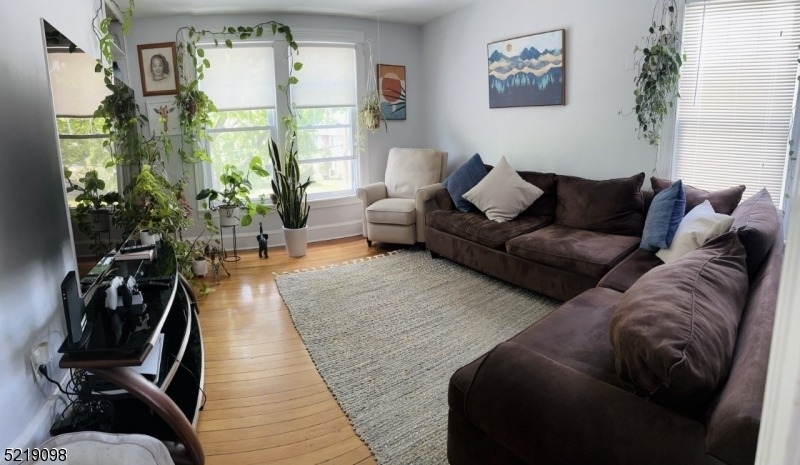 535 Summit Ave - Photo 5