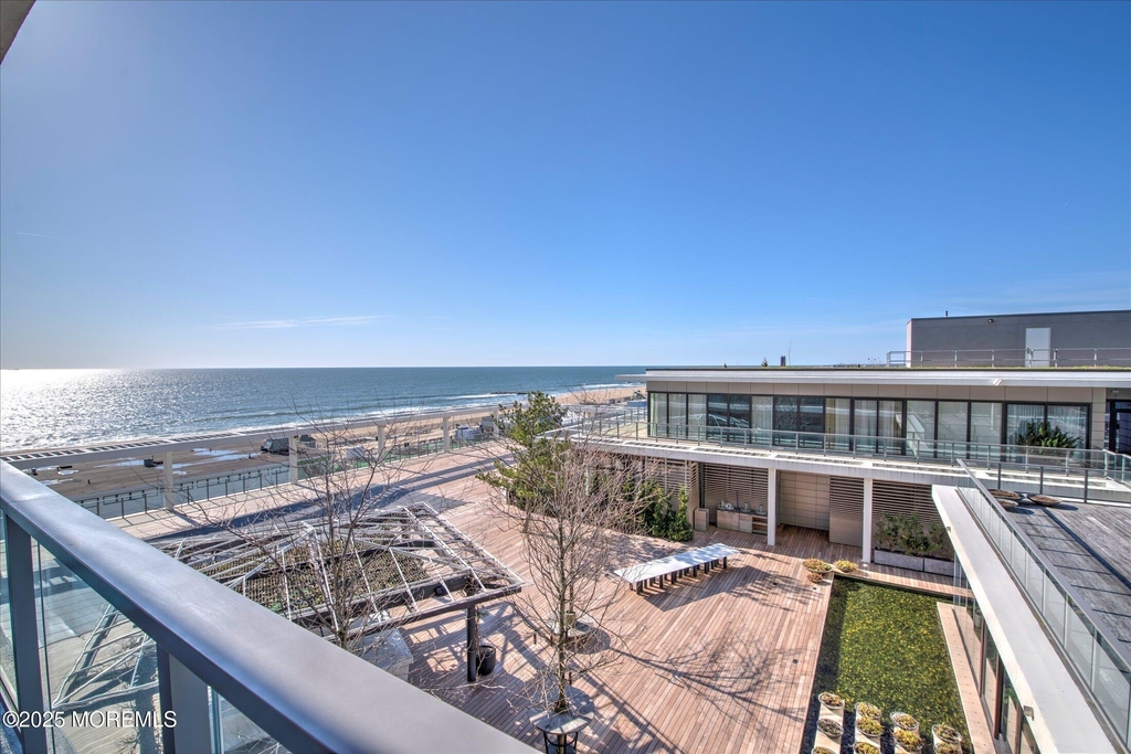 1101 Ocean Avenue - Photo 27