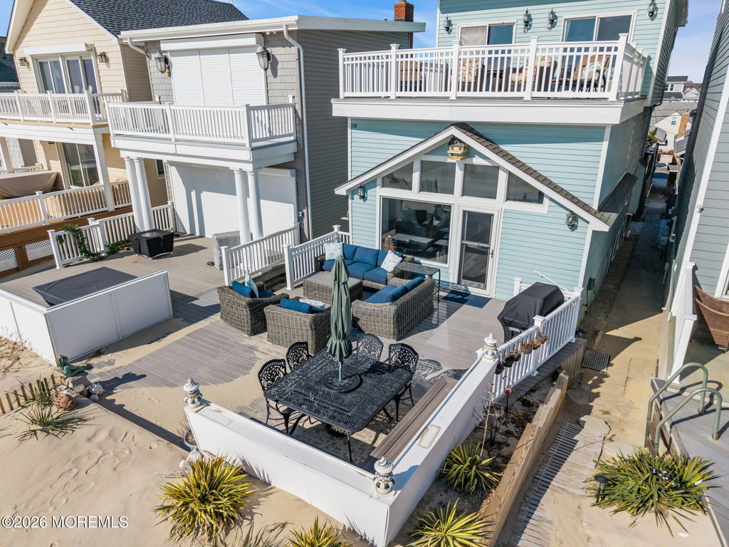 55 Beach Front - Photo 4