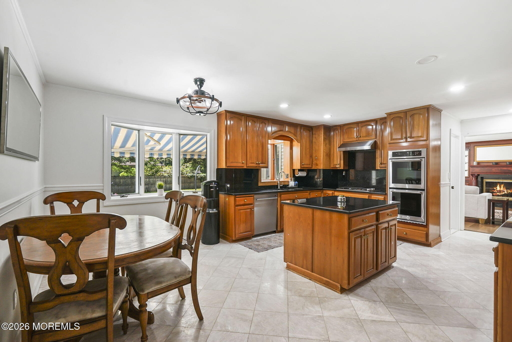 16 Phyllis Place - Photo 12