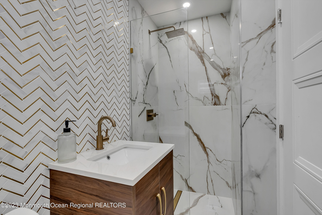 522 W Lincoln Avenue - Photo 9