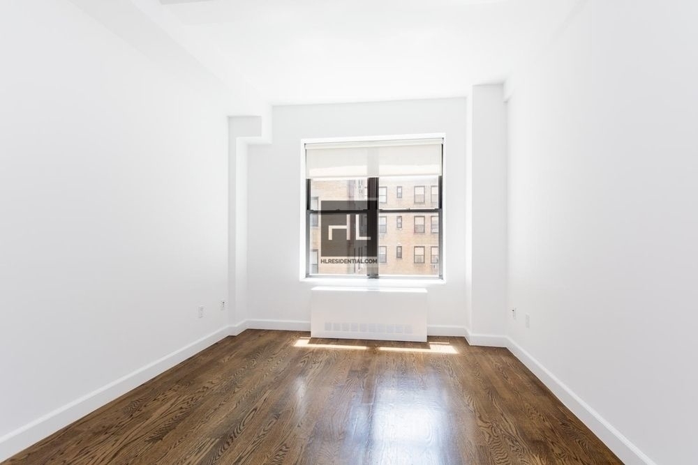 West 91st Street - Photo 1