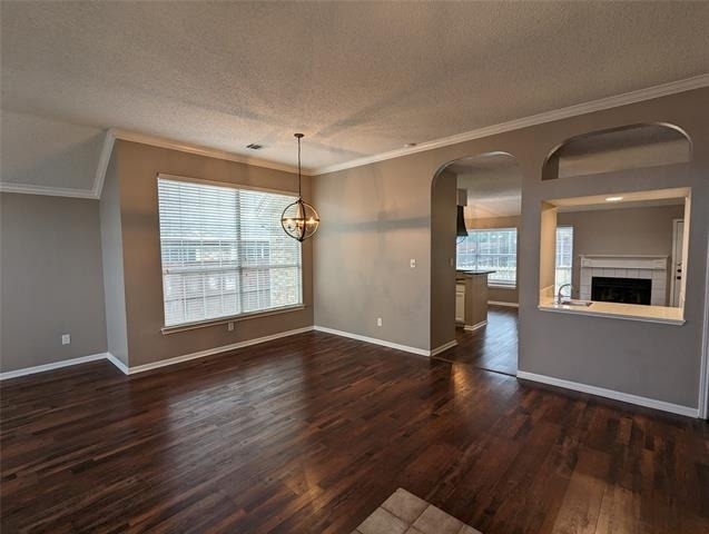 2008 Valley Falls Avenue - Photo 2