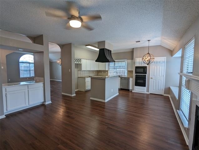 2008 Valley Falls Avenue - Photo 5