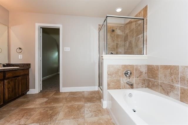 610 Canvas Court - Photo 13