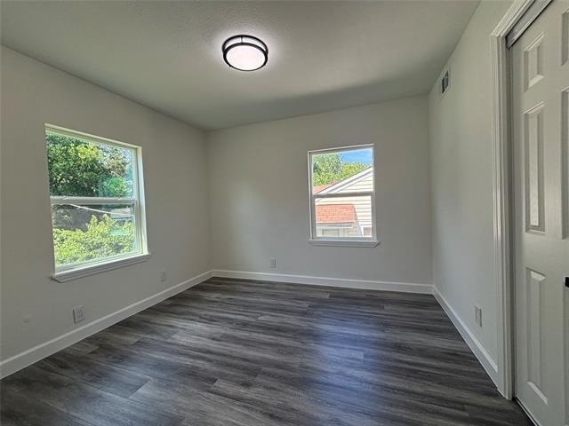 1825 Dudley Avenue - Photo 9