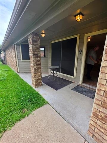 1416 Hackamore Street - Photo 2