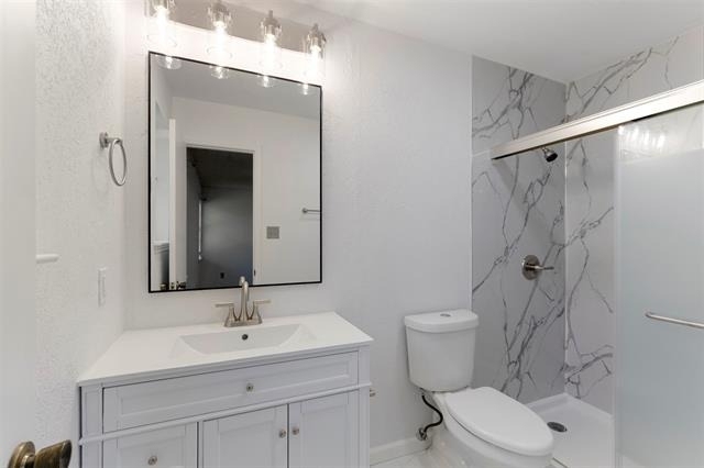 719 Matthews Court - Photo 16
