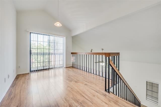 607 Mission Circle - Photo 5