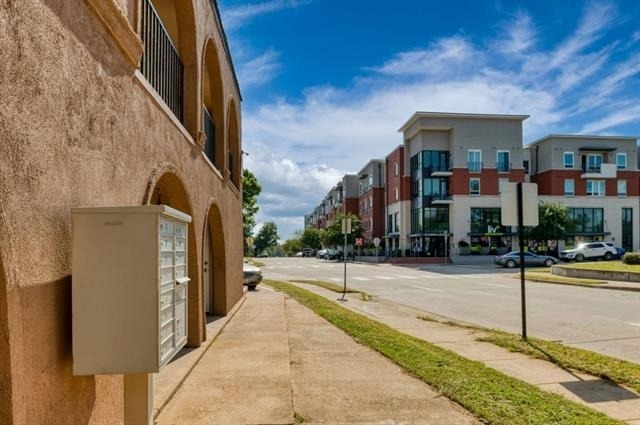 811 S Mesquite Street - Photo 0
