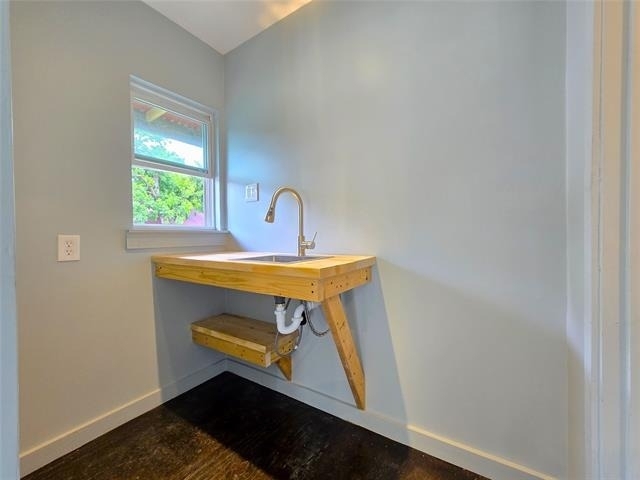 2903 Jerome Street - Photo 2