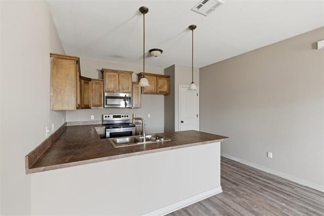 101 W Capps Street - Photo 7