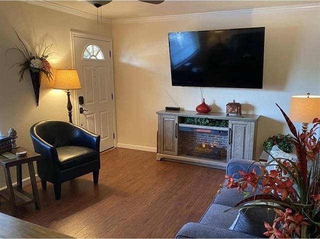1218 N Center Street - Photo 3