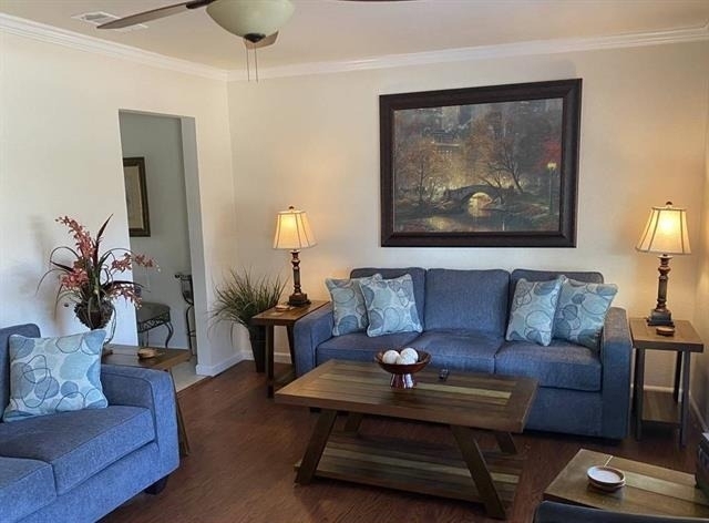 1218 N Center Street - Photo 2