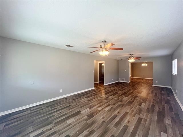 450 Everett Street - Photo 3