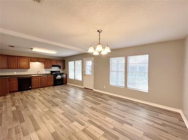 450 Everett Street - Photo 9
