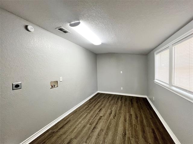 450 Everett Street - Photo 17