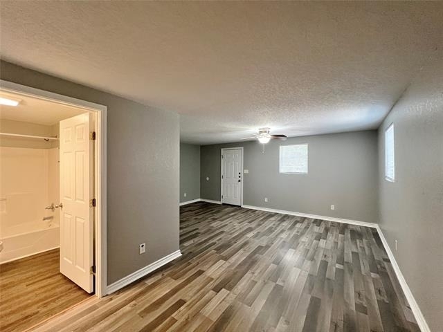 450 Everett Street - Photo 10