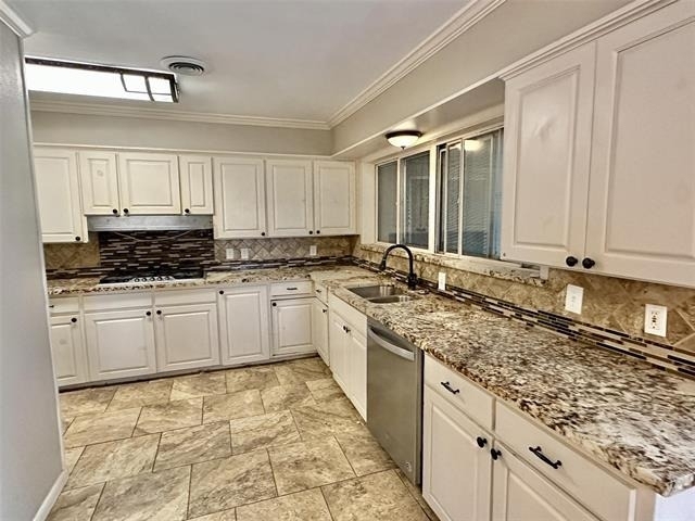 1926 Laurelwood Drive - Photo 1