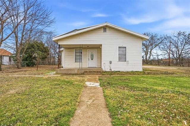 1412 Chase Avenue - Photo 0