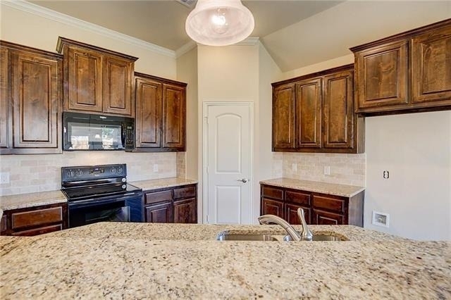 2100 Mcallister - Photo 6