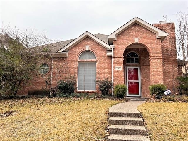 738 Ridgemont Drive - Photo 1