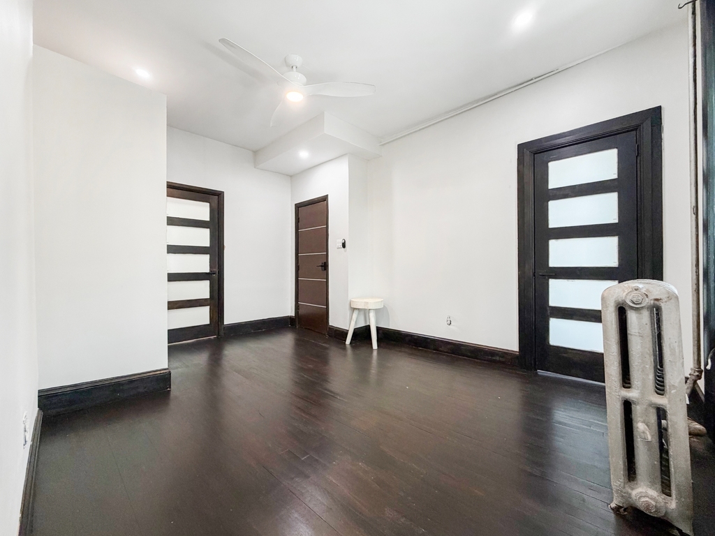 248 Vernon Avenue - Photo 11