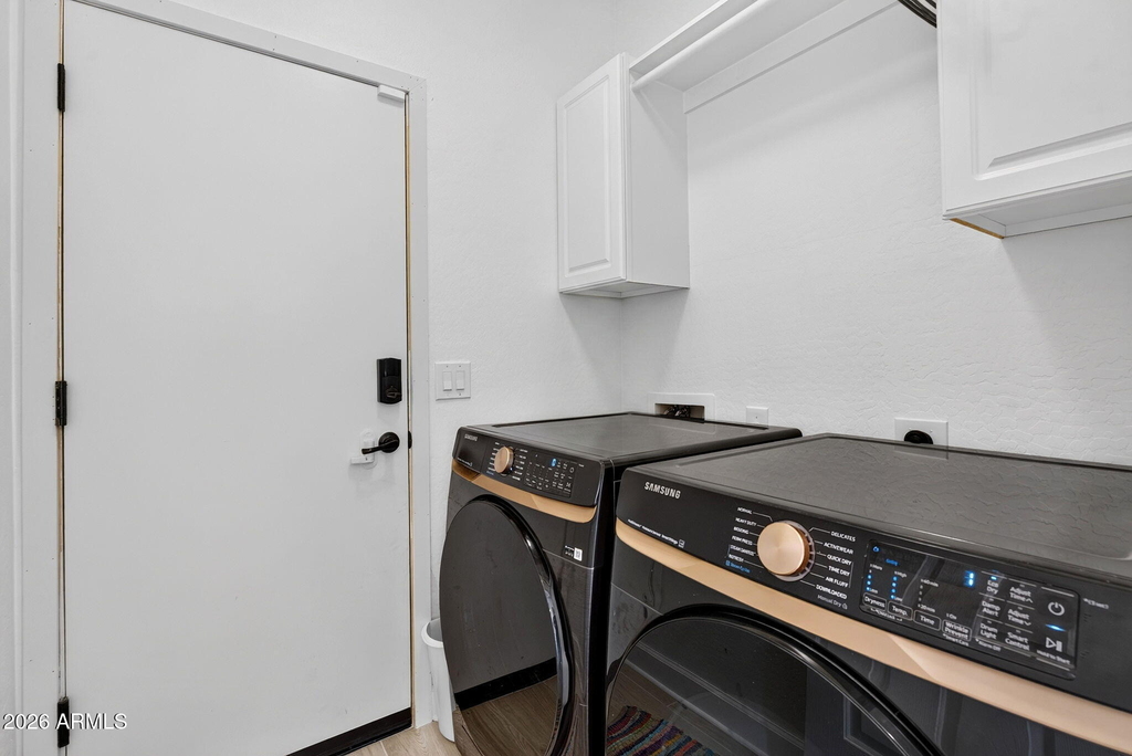823 W Witt Avenue - Photo 13