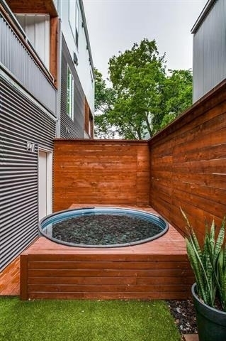 4401 Roseland Avenue - Photo 9