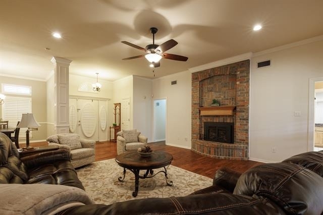 3726 Pensacola Drive - Photo 3