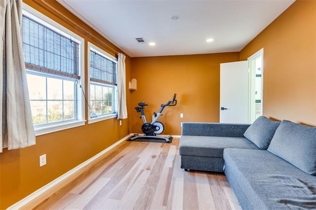 1112 Kings Highway - Photo 7