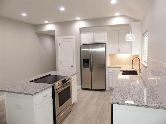 608 E College Street - Photo 4
