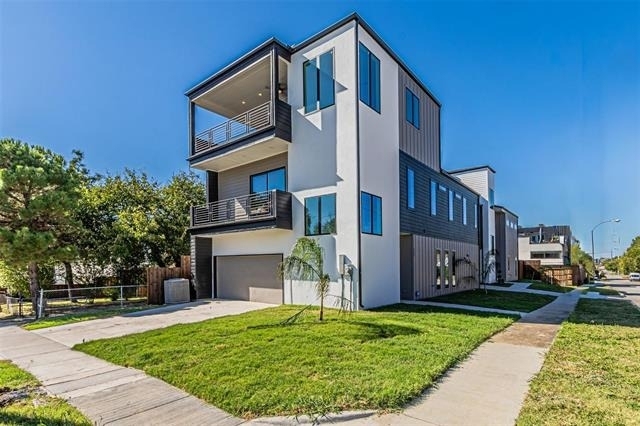 4309 Sylvester Street - Photo 0