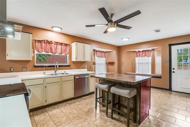 6512 Coral Lane - Photo 10