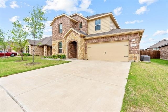 606 Rawhide Way - Photo 1