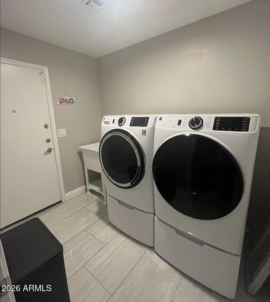 1442 W Coral Reef Drive - Photo 9