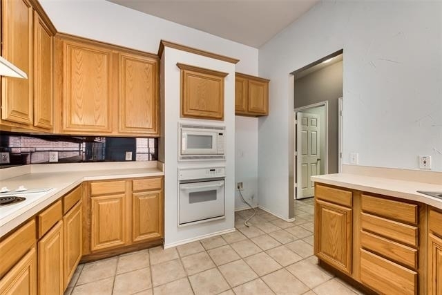 5909 Berkshire Road - Photo 7