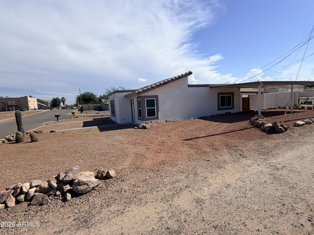 6038 S Alameda Road - Photo 4