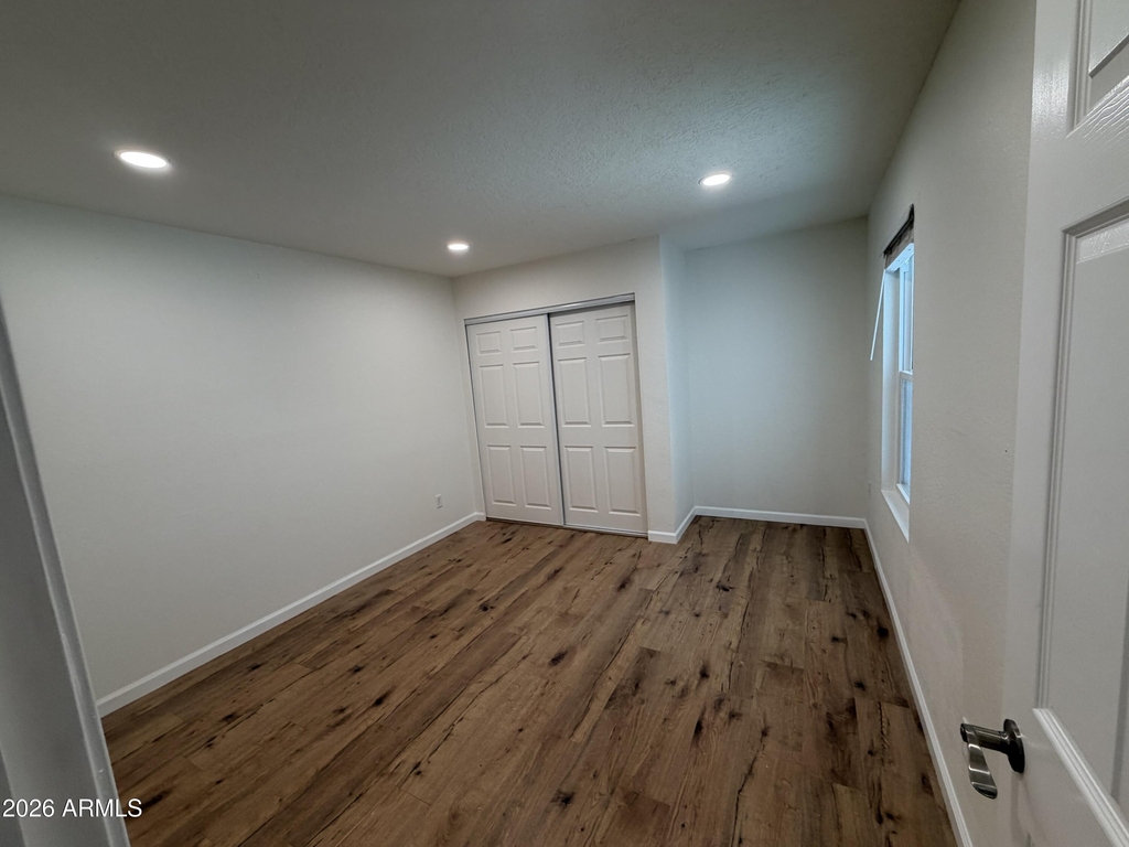 6038 S Alameda Road - Photo 17