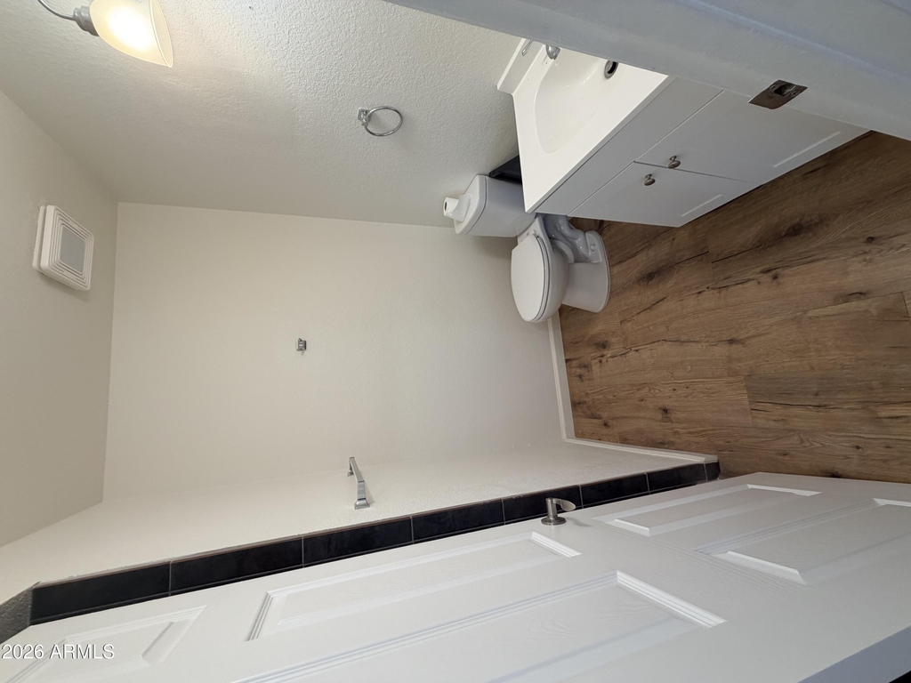 6038 S Alameda Road - Photo 19