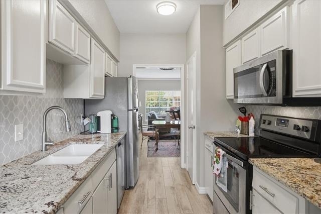4345 Bellaire Drive S - Photo 3