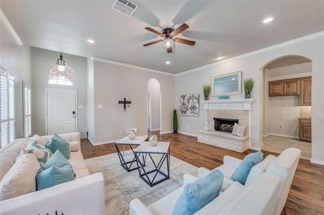 1305 Snowberry Drive - Photo 4