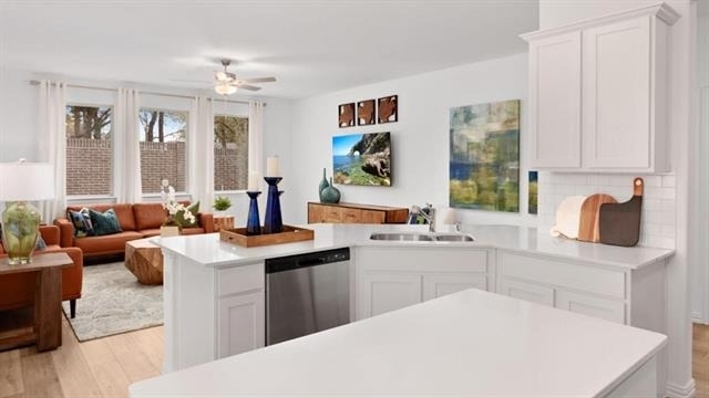 1608 Helmoken Falls Drive - Photo 2