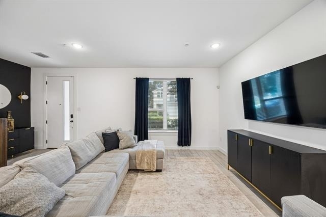 1425 Alberti Avenue - Photo 6