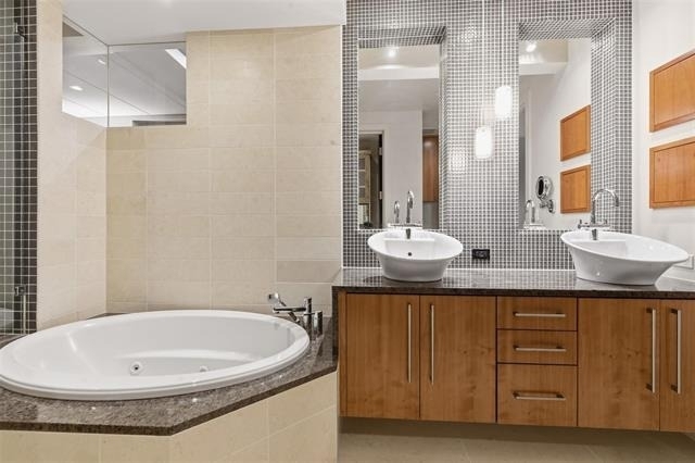 2600 W 7th Street - Photo 18