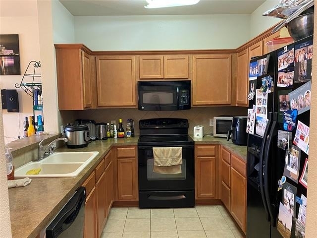 2719 Olympic Park Drive - Photo 3